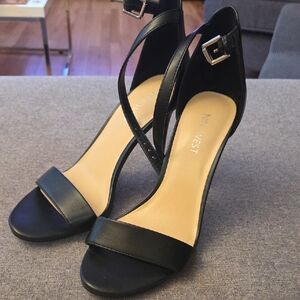 Nine West Black Strappy Ankle-Buckle High Heels